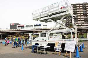 軌陸車展示イメージ