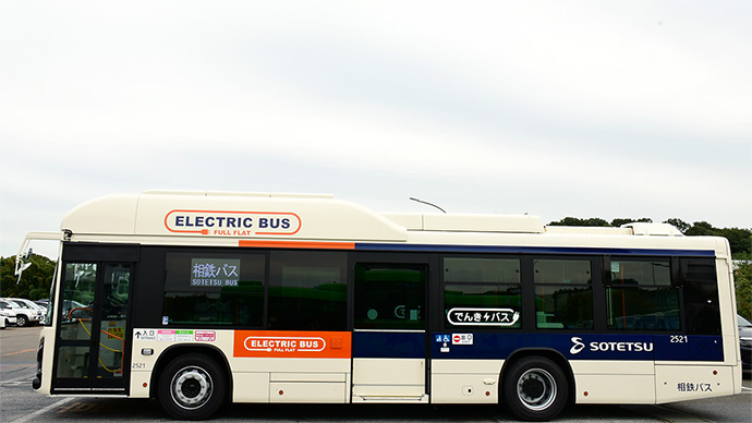 EVバス正面